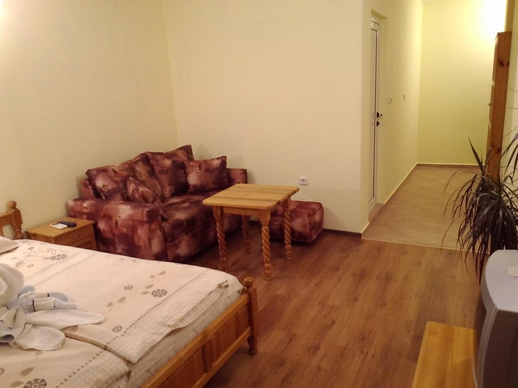 Guest House Diamant Sozopol Ruang foto