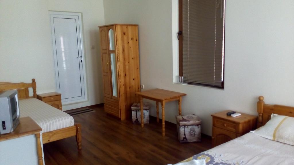 Guest House Diamant Sozopol Bagian luar foto